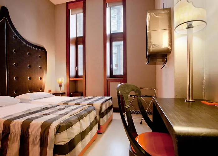 Orange Hotel 4*