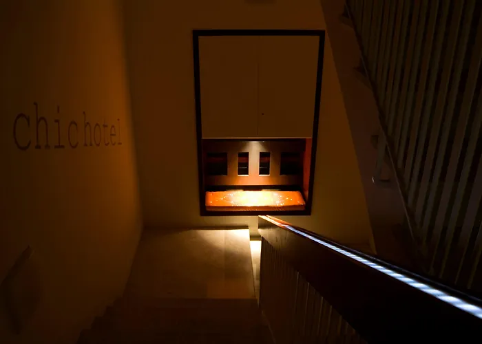 Orange Hotel