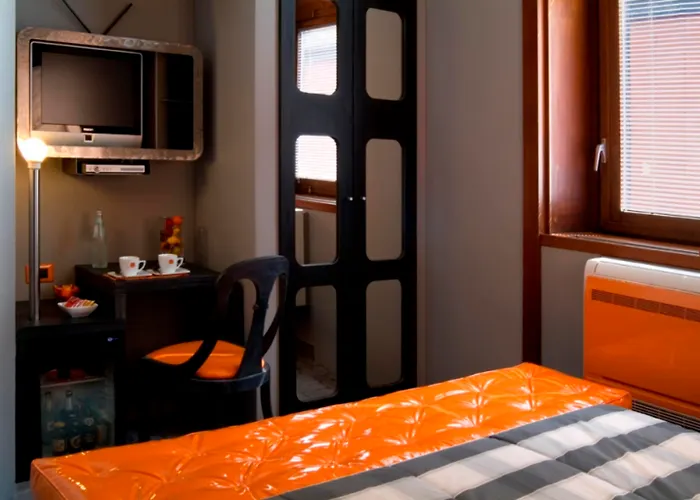 Hotel Orange