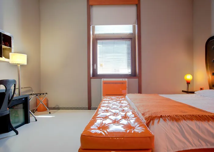 Orange Rom